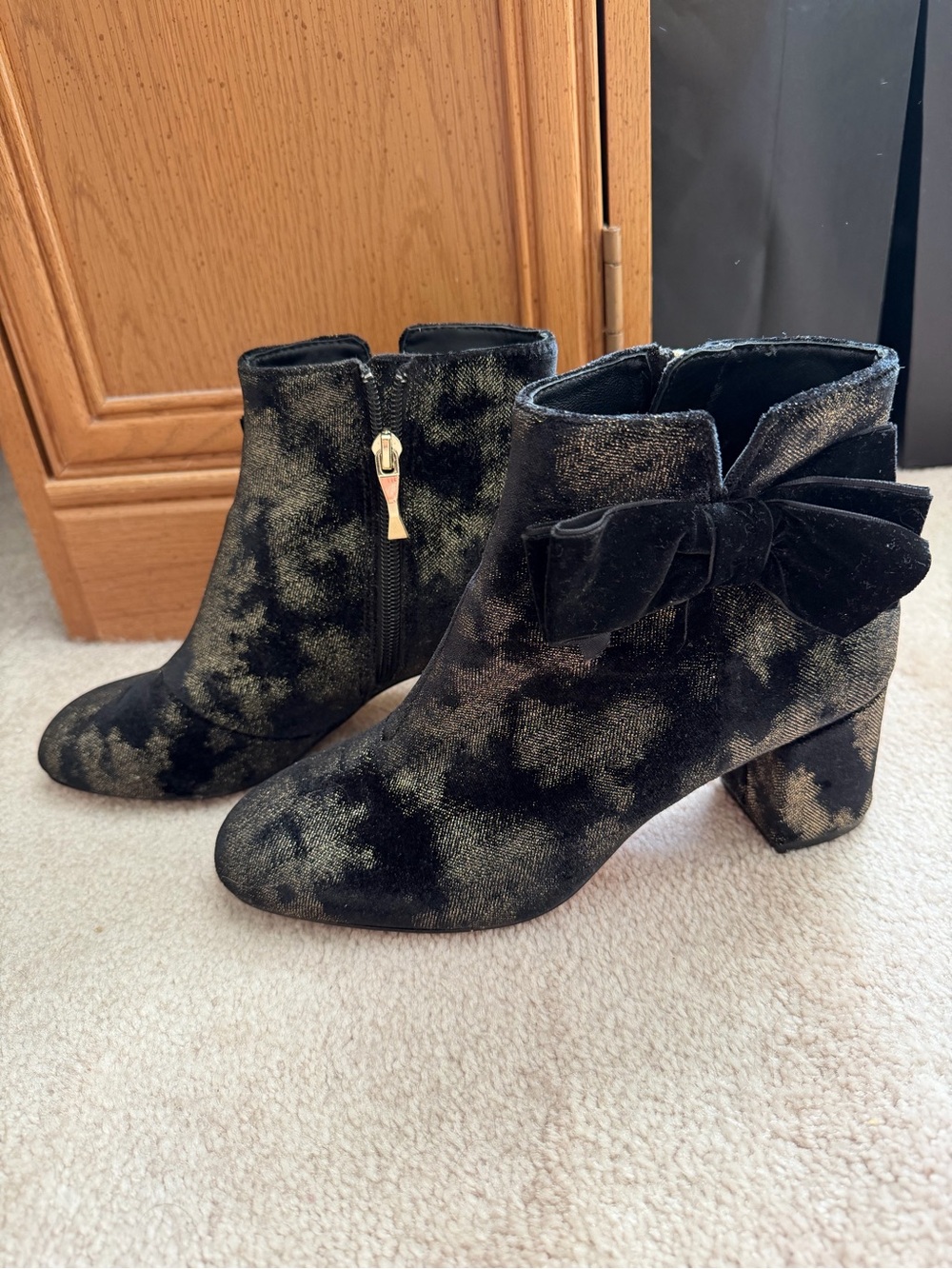 kate spade Velvet Bow Ankle Boots - Black Metallic